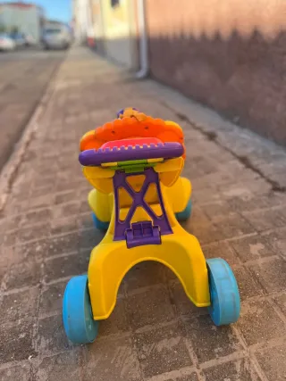 Andador y Juguete León Fisher-Price