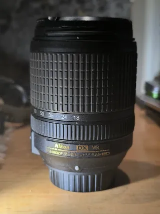 Objetivo Nikon DX VR 18-140mm