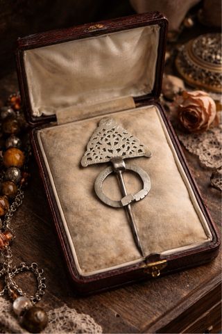 Fibula berbera amazigh argento traforato antica