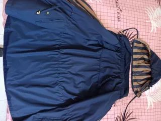 Chaqueta azul reversible