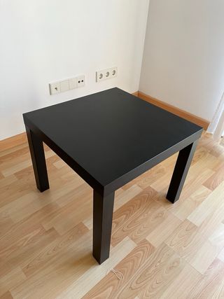 Mesa auxiliar IKEA LACK negra 55x55