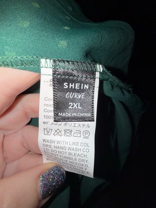 Blusa verde con puntos