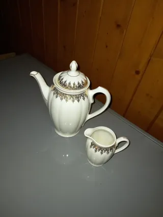 Cafetera y lechera Santa Clara porcelana