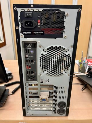 PC sobremesa NZXT 8GB RAM 500GB + gráfica dedicada