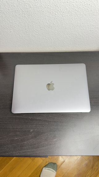 MacBook i7 8GB RAM 250GB SSD