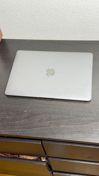 MacBook i7 8GB RAM 250GB SSD