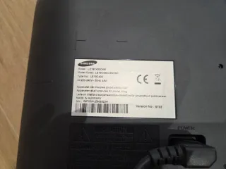 Monitor Samsung con Mando a Distancia