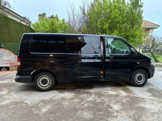 Volkswagen Transporter T5 2012
