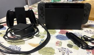 Nintendo Switch + 2 juegos