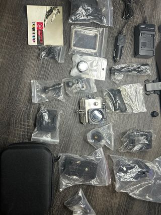 Cámara de Acción HD 1080P tipo GO PRO y accesorios