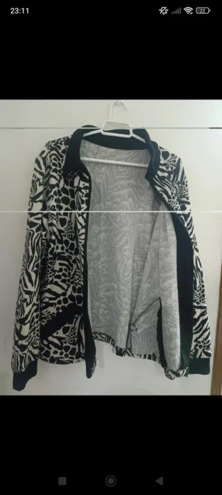 Chaqueta estampada cebra y leopardo