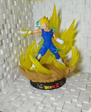 Diorama Fan Art Dragon Ball Z Vegeta vs Buu
