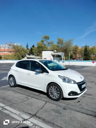 Peugeot 208 2019