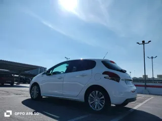 Peugeot 208 2019