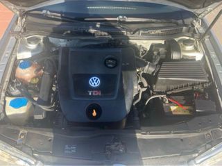 Volkswagen Golf 2004