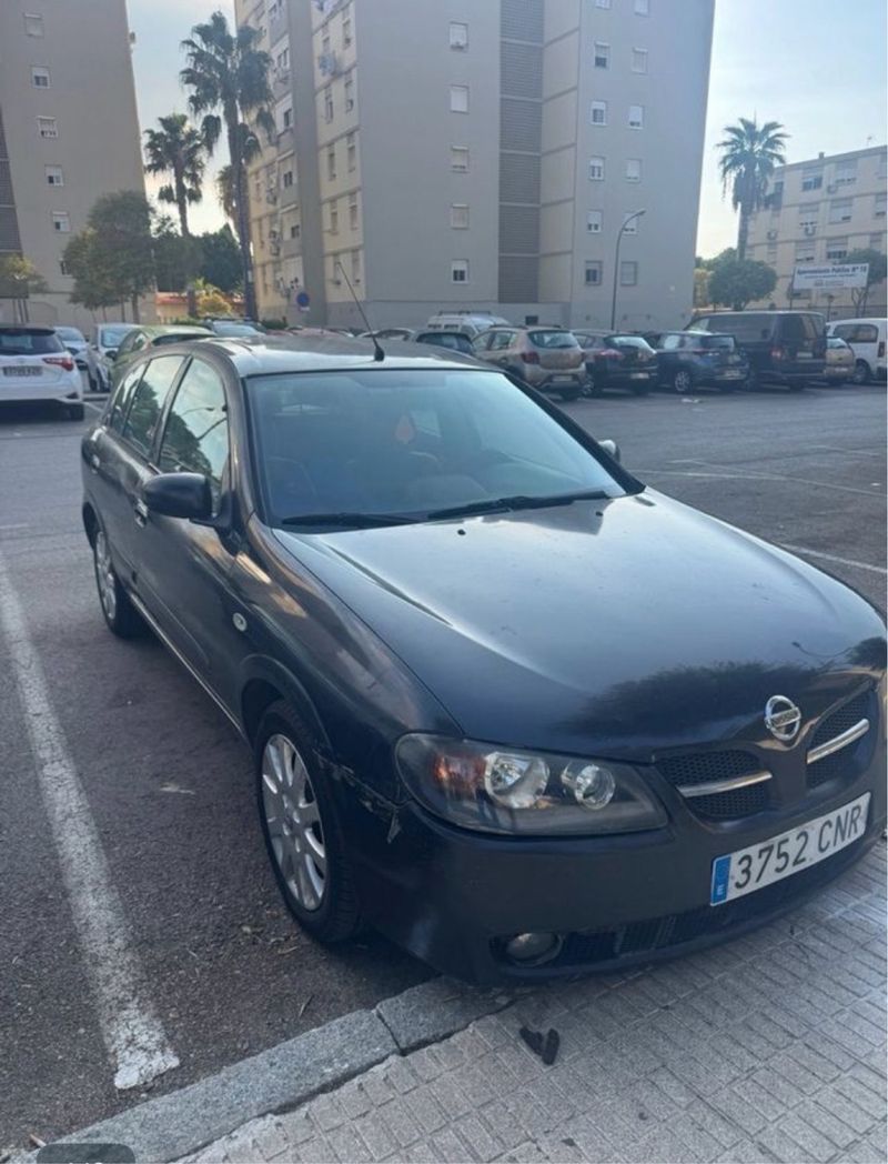 Nissan Almera 2003 - foto 1