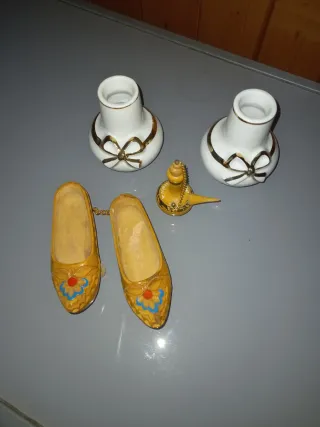 Miniature decorative: 2 vasi e 2 zoccoli
