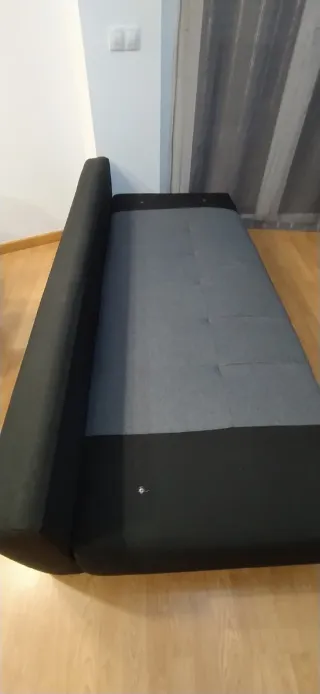 Sofá cama 3 plazas apertura rápida.