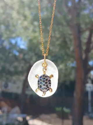 Collar de cristal de mar o seaglass