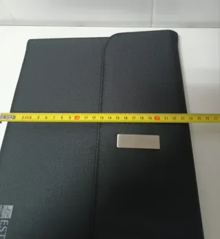 Carpeta porta documentos negra