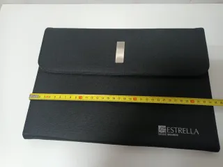 Carpeta porta documentos negra