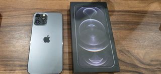 iPhone 12 Pro Max 128GB – funciona perfecto