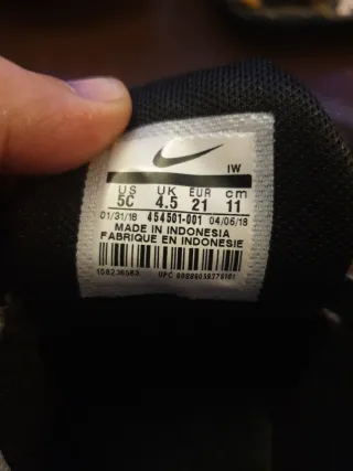 Zapatillas Nike Bebé Velcro Negras