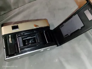 2 Cámaras de fotos de los 60