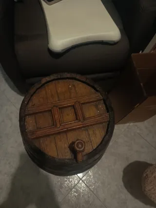 Barril de vino de madera