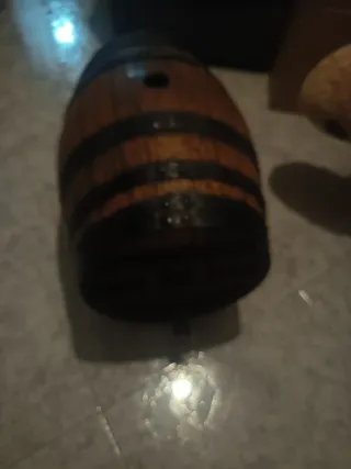 Barril de vino de madera