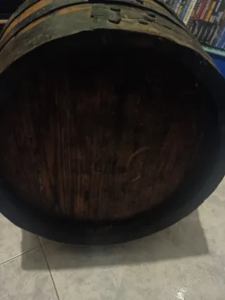 Barril de vino de madera