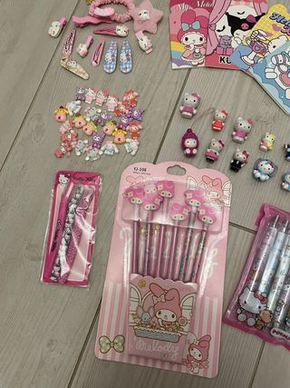 Cesto Hello Kitty rosa y blanco