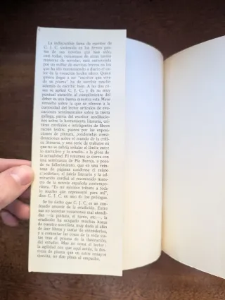 Mesa revuelta - Camilo José Cela