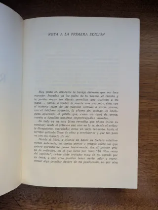 Mesa revuelta - Camilo José Cela