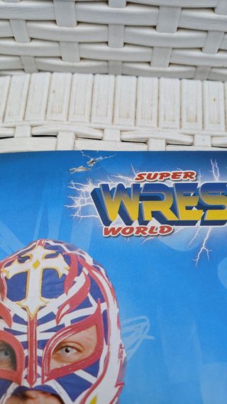 Rivista Super Wrestling World + Poster Rey Mysteri