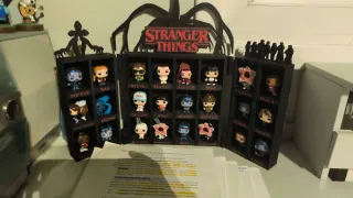Figura Stranger Things Kinder