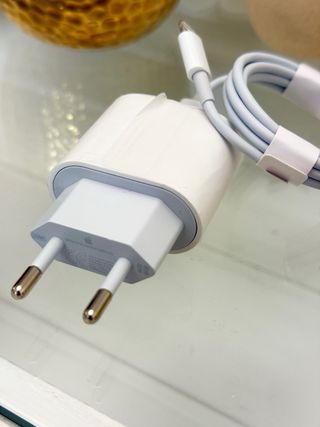 Cargador Apple Original Carga Rápida 20W