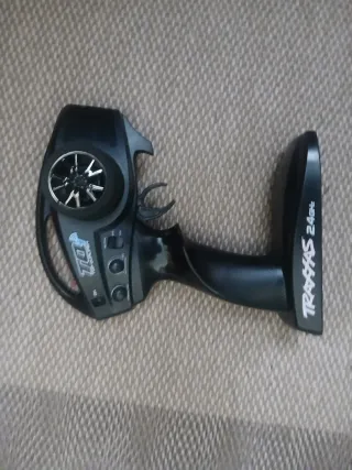 Mando  Traxxas tqi