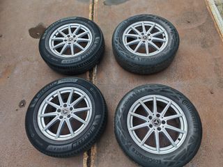 Llantas Mercedes 17 Michelin y Continental