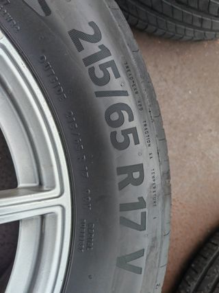 Llantas Mercedes 17 Michelin y Continental