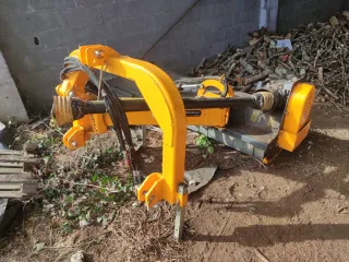 Desbrozadora trituradora lateral con brazo DIMAGO