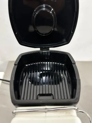 Macchina da caffè Nespresso Bianca (da riparare)