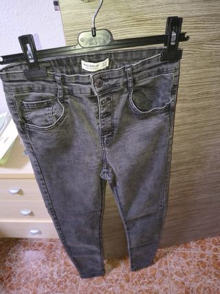 Pantalón vaquero gris Pull&Bear Talla M