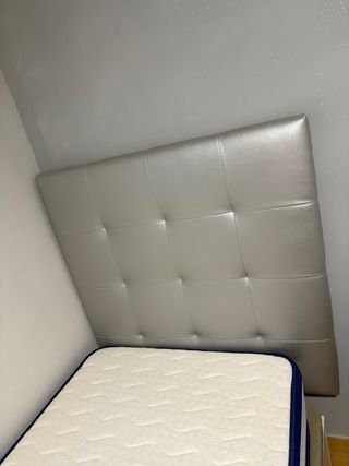 Canape con colchon y cabecero