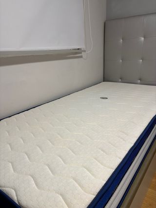 Canape con colchon y cabecero