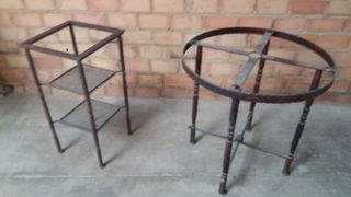 Mesa de forja artesanal.