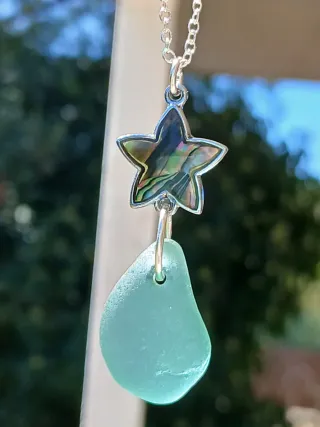 Colgante Estrella y Cristal de Mar Azul