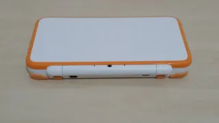 Nintendo New 2DS XL Blanca + accesorios