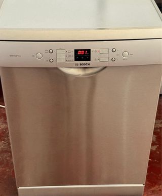 LAVAVAJILLAS BOSCH SILENCEPLUS EN INOX