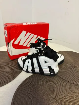 Sneakers Nike Uptempo taglia 41